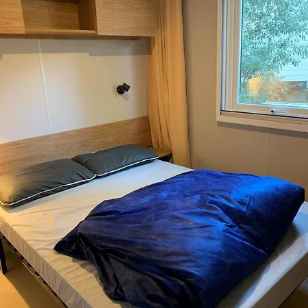 אתר קמפינג Mobil La Palmyre Bonne Anse 4 Etoiles *